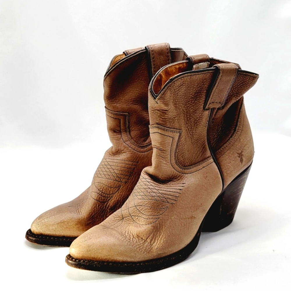 Vintage Fry western cowboy boots color cream size 7